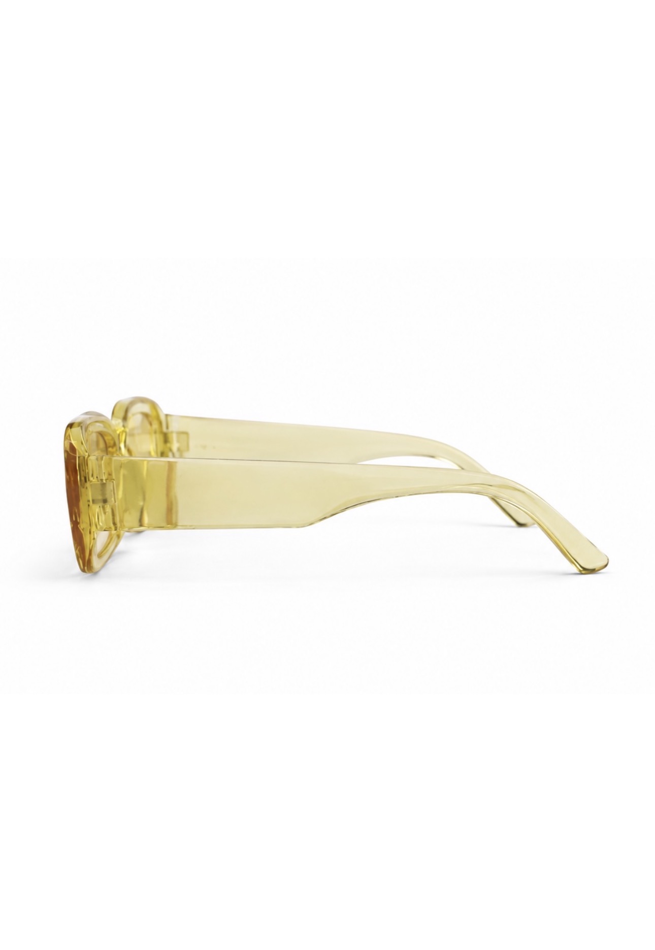 Saifi — Honey worn on model